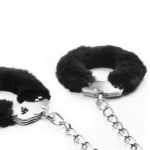 Fluffy Cuffs Black Pleasure